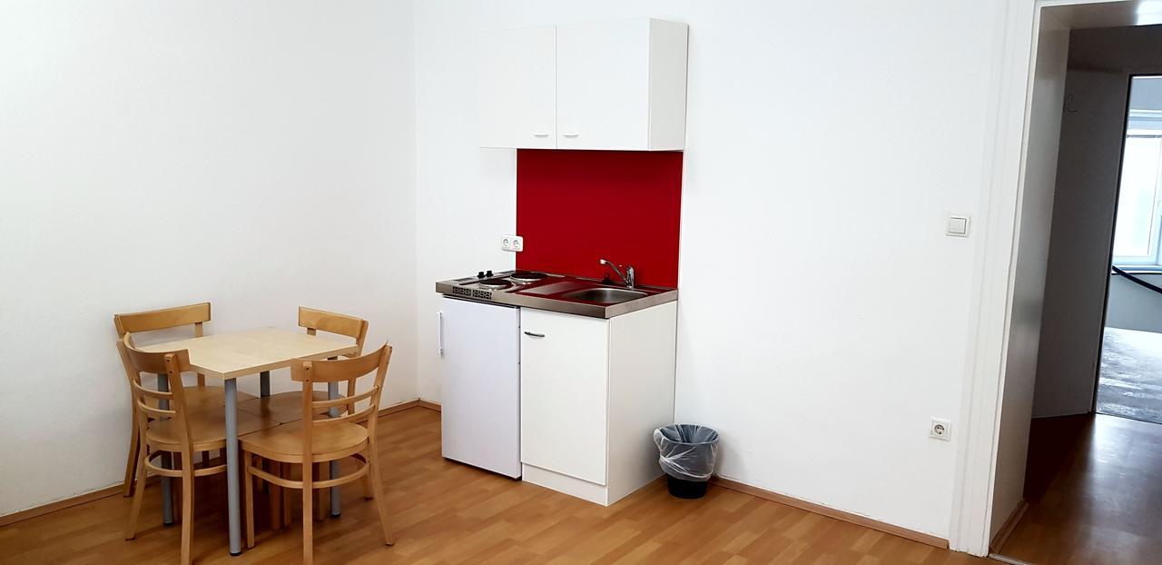 Easyroom Vienna - Low Budget Hostel Exterior photo