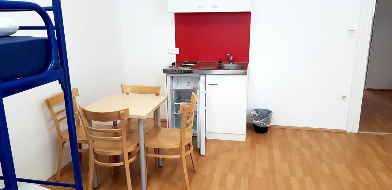 Easyroom Vienna - Low Budget Hostel Exterior photo