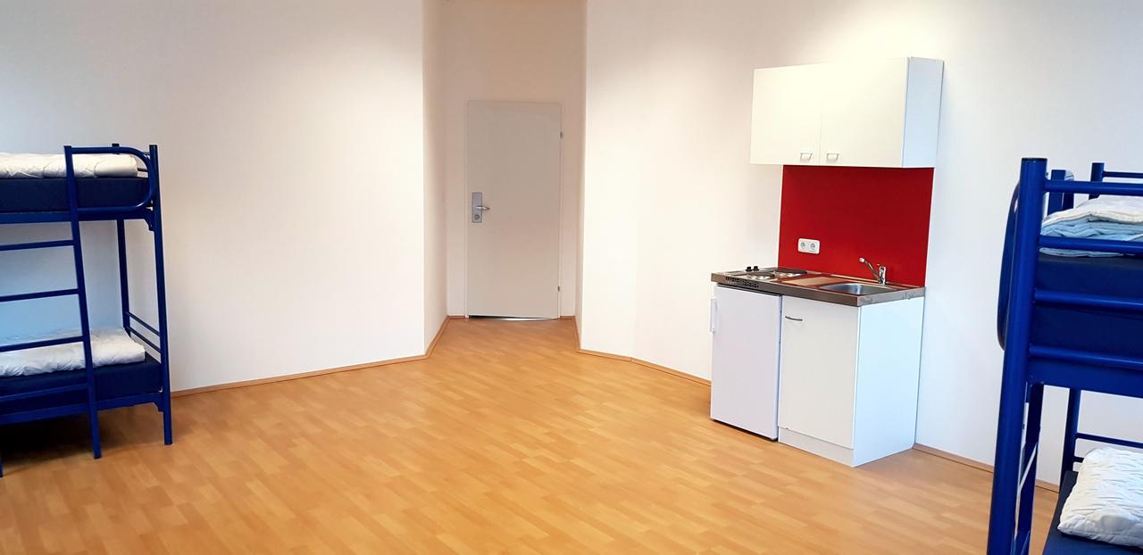 Easyroom Vienna - Low Budget Hostel Exterior photo