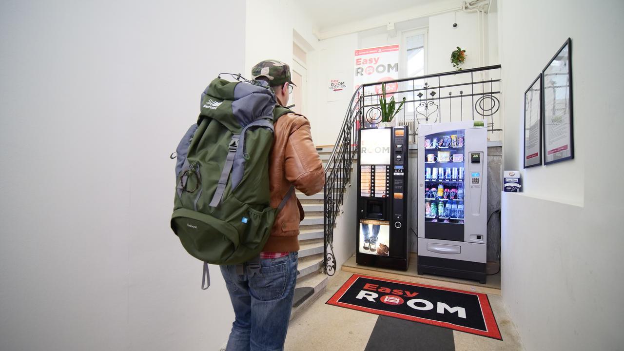 Easyroom Vienna - Low Budget Hostel Exterior photo